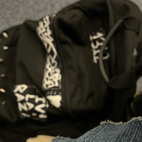 Meet your Posher, Precious - Picture 6 of 7